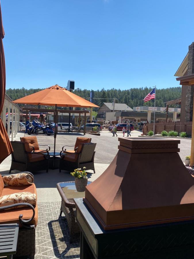 Harney Peak Inn ฮิลล์ซิตี้ ภายนอก รูปภาพ